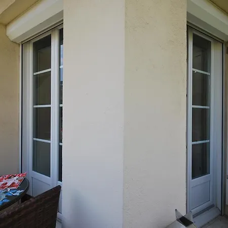 2 Palais Justinia Apartament